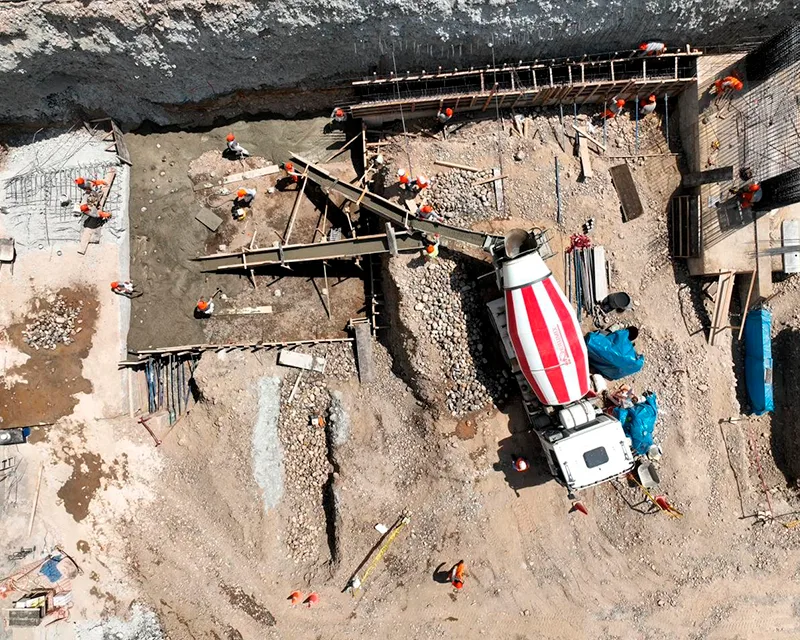 Traslado de material y acarreo para obras civiles
